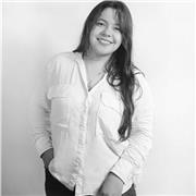 Trabajadora social, conocedora de contextos sociales, crisis humanitarias y políticas sociales